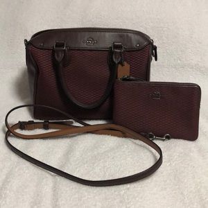 **SOLD** COACH HANDBAG
